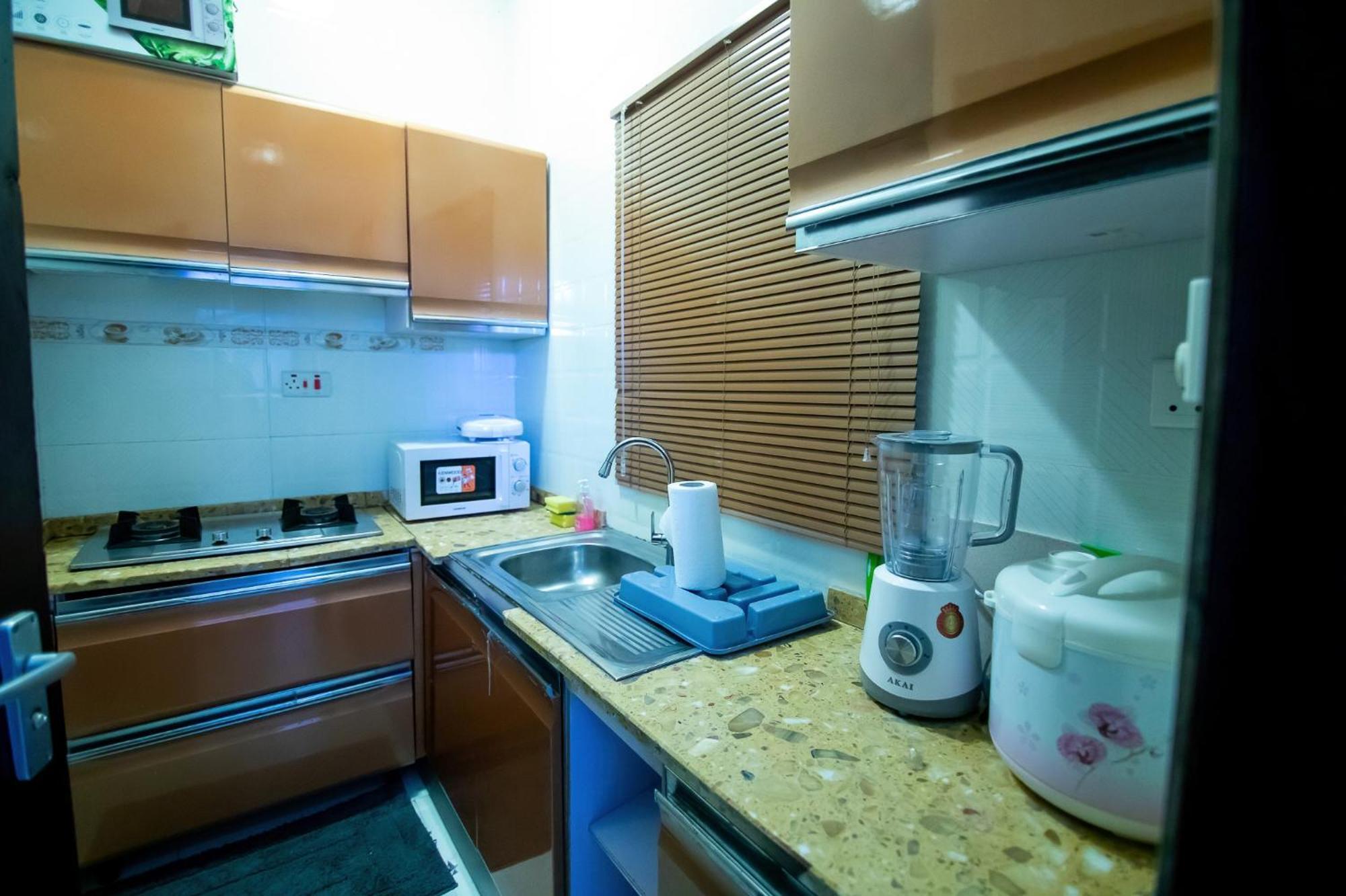 Stylish East Legon Apartment - Ac, Wi-Fi, Netflix Accra Luaran gambar