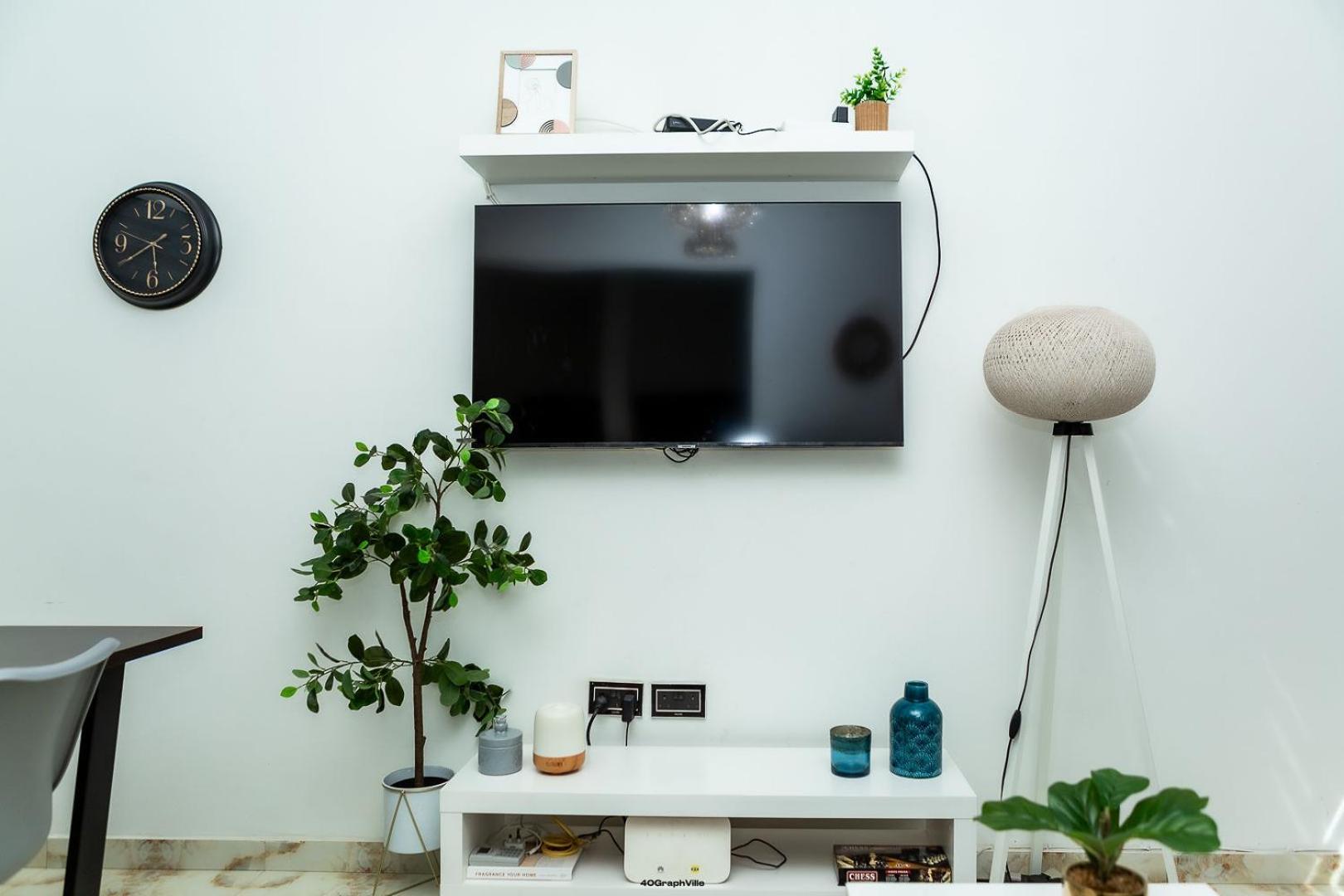 Stylish East Legon Apartment - Ac, Wi-Fi, Netflix Accra Luaran gambar
